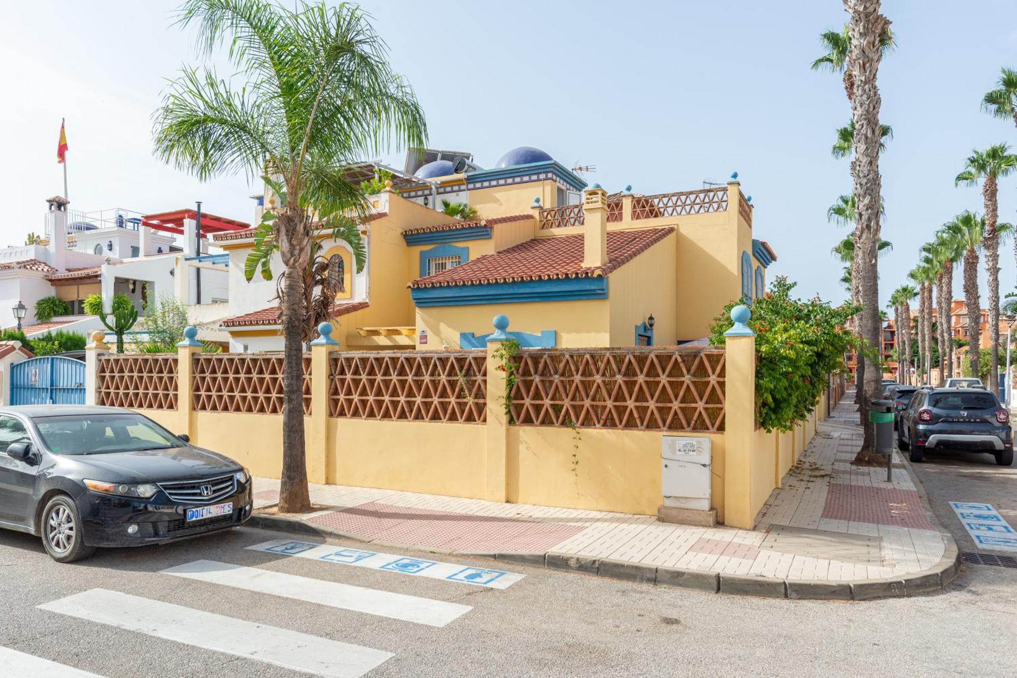 Villa Valentina - Renovated On Los Alamos Beach Torremolinos Exterior photo