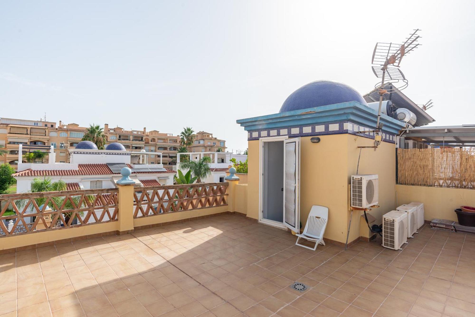 Villa Valentina - Renovated On Los Alamos Beach Torremolinos Exterior photo