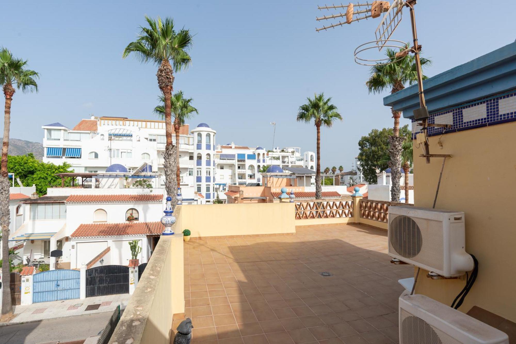 Villa Valentina - Renovated On Los Alamos Beach Torremolinos Exterior photo